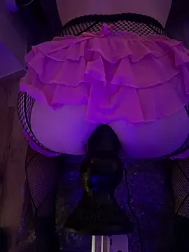 Snapshot of BottomCamp chatting on March 16, 2026, 4:44 pm BottomCamp online show from March 16, 2026, 4:44 pm