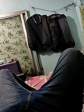 Snapshot of ya_sirwo chatting on September 8, 2025, 3:22 pm ya sirwo online show from September 8, 2025, 3:22 pm