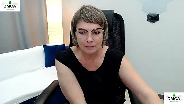 Snapshot of Pion_01 chatting on November 17, 2025, 7:36 am Pion 01 online show from November 17, 2025, 7:36 am