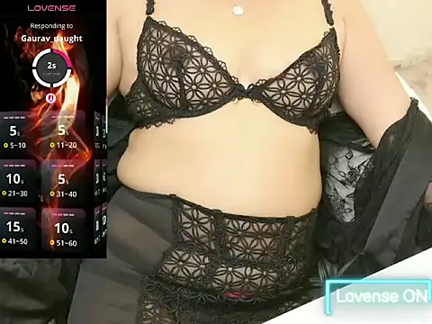 Snapshot of Mohinees_Charm chatting on October 27, 2025, 10:19 am Mohinees Charm online show from October 27, 2025, 10:19 am