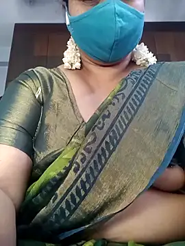 Snapshot of Tamil_Sivani chatting on April 2, 2026, 8:12 am Tamil Sivani online show from April 2, 2026, 8:12 am