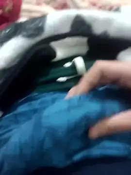 Snapshot of Abodi12aa77 chatting on January 13, 2026, 10:15 pm Abodi12aa77 online show from January 13, 2026, 10:15 pm