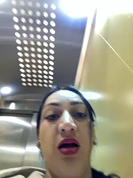 Snapshot of Ninabigtitied chatting on October 5, 2025, 3:54 pm Ninabigtitied online show from October 5, 2025, 3:54 pm