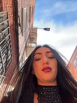 Snapshot of Ninabigtitied chatting on November 4, 2025, 2:05 pm Ninabigtitied online show from November 4, 2025, 2:05 pm