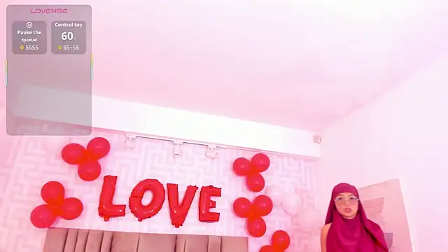 naishaa  online show from February 14, 2026, 6:37 pm