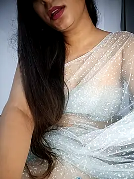 hotty-nisha online show from October 3, 2025, 11:29 am