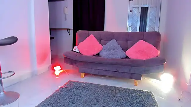  Mia Pink  online show from October 21, 2025, 10:43 pm