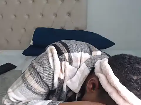 Lolly Ramochele online show from November 12, 2025, 9:14 pm