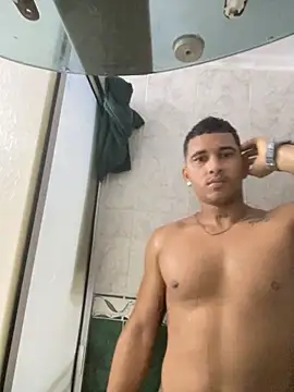 evan hardy online show from October 6, 2025, 12:08 am