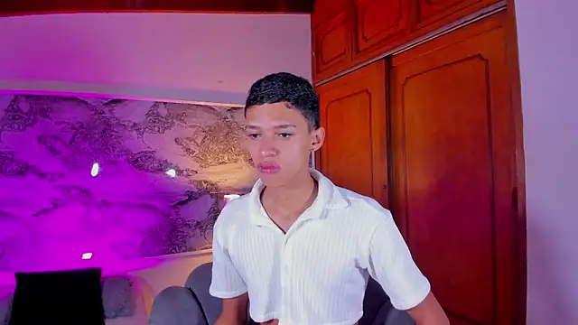 BILLY JAMEES online show from May 20, 2026, 12:44 pm