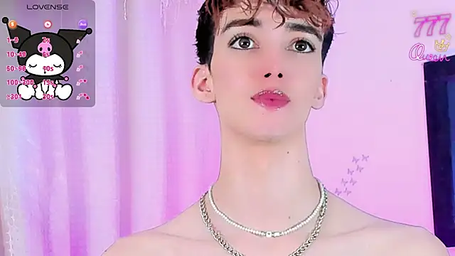 Baby FenixTS online show from May 30, 2026, 8:28 pm