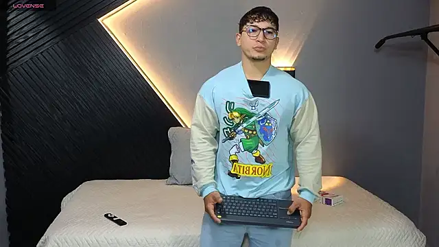 Horny nick18 online show from March 2, 2026, 1:18 pm