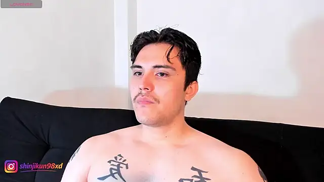 jasonxd9898 online show from March 18, 2026, 1:58 pm