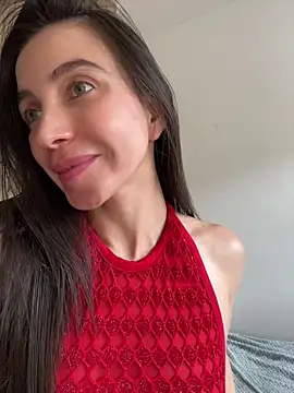 karinasantos  online show from June 1, 2026, 6:53 pm