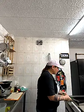 haashkyo online show from February 9, 2026, 6:01 pm