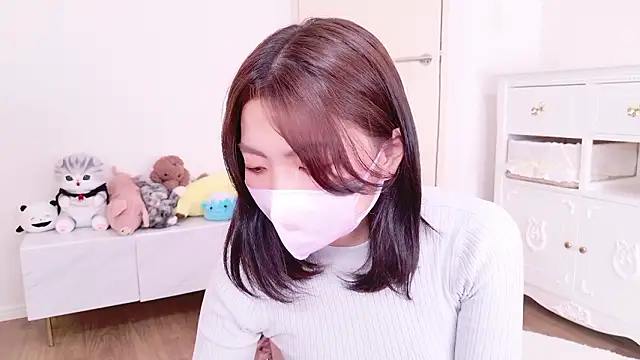 Snapshot of Fuwa_chan chatting on September 24, 2025, 11:08 pm Fuwa chan online show from September 24, 2025, 11:08 pm