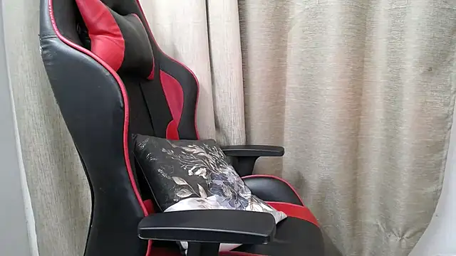 niya-cute online show from January 13, 2026, 2:33 pm