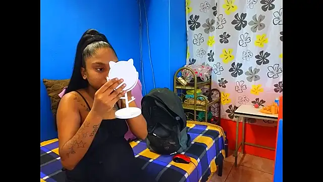 Snapshot of indiansumaya chatting on September 22, 2025, 6:04 am indiansumaya online show from September 22, 2025, 6:04 am