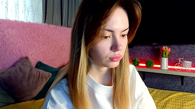 Snapshot of telari0l0ve chatting on January 8, 2026, 8:38 am telari0l0ve online show from January 8, 2026, 8:38 am