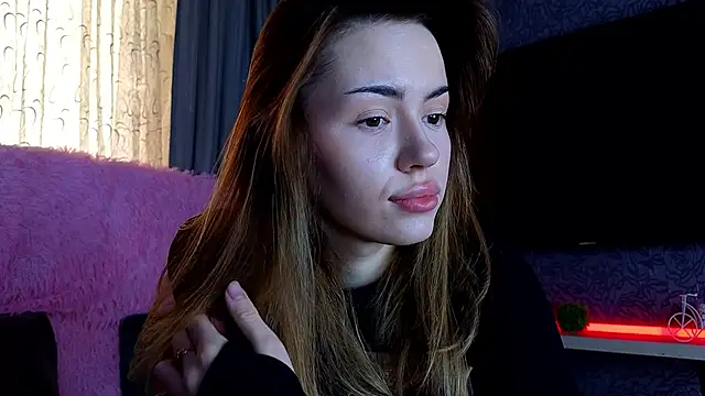 Snapshot of telari0l0ve chatting on February 6, 2026, 9:34 am telari0l0ve online show from February 6, 2026, 9:34 am