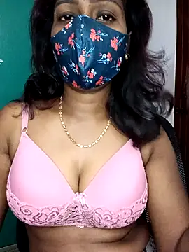 Snapshot of Tamil_kavinila chatting on October 10, 2025, 10:36 am Tamil kavinila online show from October 10, 2025, 10:36 am