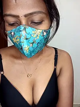 Snapshot of Tamil_kavinila chatting on November 23, 2025, 10:48 am Tamil kavinila online show from November 23, 2025, 10:48 am