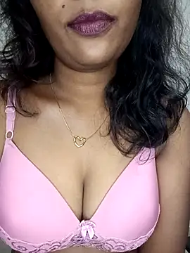 Snapshot of Tamil_kavinila chatting on November 28, 2025, 5:10 am Tamil kavinila online show from November 28, 2025, 5:10 am