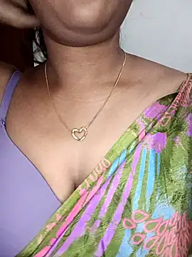 Snapshot of Tamil_kavinila chatting on November 29, 2025, 4:26 am Tamil kavinila online show from November 29, 2025, 4:26 am