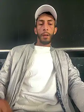 Yasar-Xxxl online show from May 18, 2026, 10:21 am