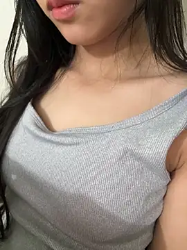 Desi sara online show from November 28, 2025, 4:04 am