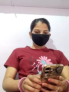 Snapshot of poojam93 chatting on October 5, 2025, 1:15 am poojam93 online show from October 5, 2025, 1:15 am