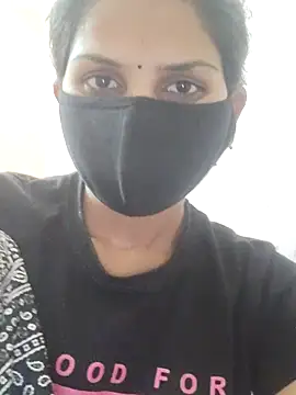 poojam93 online show from February 6, 2026, 5:01 am