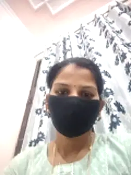 poojam93 online show from May 3, 2026, 4:07 am
