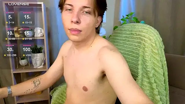 Robby Manson online show from November 14, 2025, 5:50 am