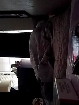 sarahkat86 online show from January 17, 2026, 1:38 pm