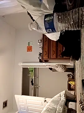 sarahkat86 online show from March 4, 2026, 10:49 pm