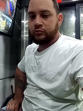 Catire10  online show from October 30, 2025, 11:27 pm