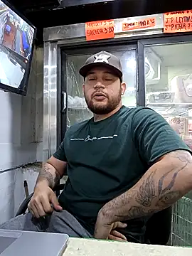 Catire10  online show from December 4, 2025, 2:26 pm