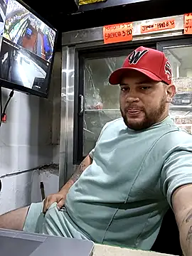 Catire10  online show from December 19, 2025, 1:29 pm