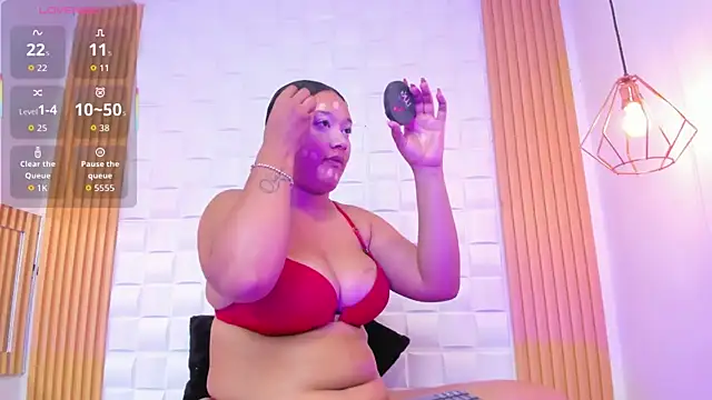 AriaBelle online show from November 27, 2025, 11:12 am