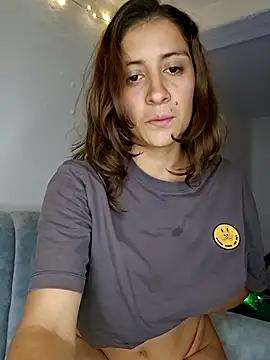 aytanna torrez online show from November 23, 2025, 12:49 pm