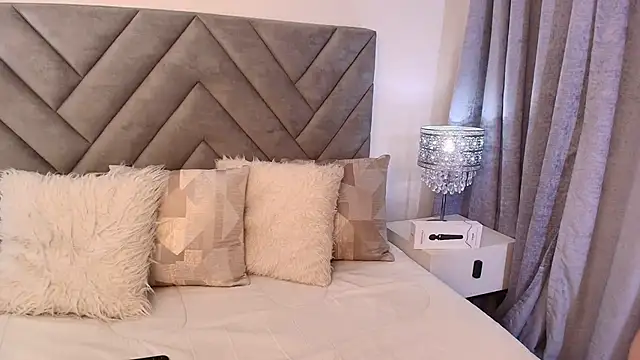 sara owens7 online show from April 16, 2026, 1:28 am