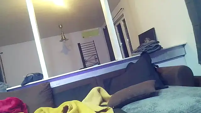 Bikerhot883hd online show from February 4, 2026, 9:09 pm