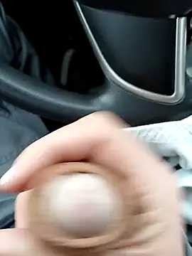 Micki2 online show from November 12, 2025, 2:28 pm