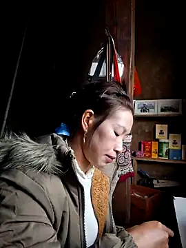 ngocngoc cute online show from November 27, 2025, 11:51 pm