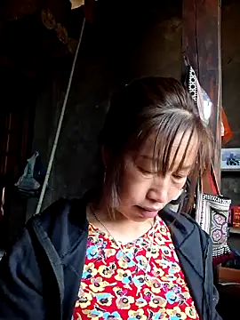 ngocngoc cute online show from December 2, 2025, 12:38 am