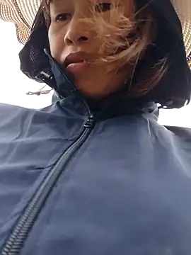 ngocngoc cute online show from March 13, 2026, 3:35 am