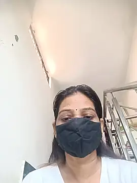 Snapshot of soni_yhakur chatting on July 10, 2026, 12:59 am soni yhakur online show from July 10, 2026, 12:59 am