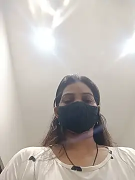 Snapshot of soni_yhakur chatting on July 18, 2026, 1:43 am soni yhakur online show from July 18, 2026, 1:43 am