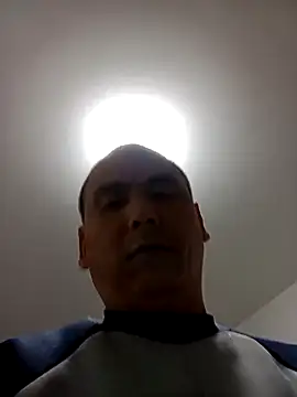 CWQ123 online show from November 16, 2025, 2:11 pm